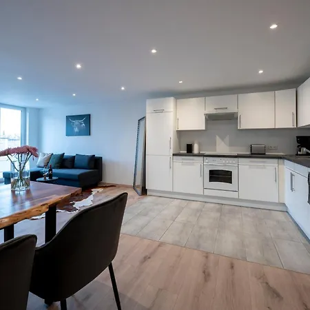Apartment Modernes, Stilvolles 2 *